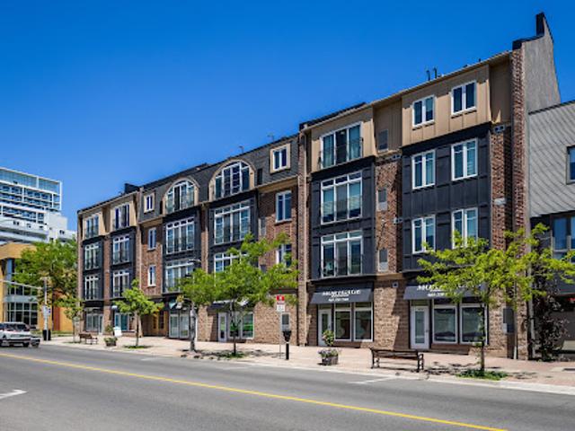 Apartment for sale in Oakville, Ontario