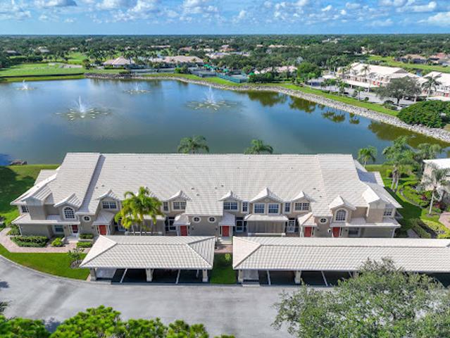Apartment for sale in Bonita Springs, Florida