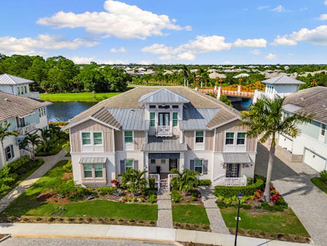 Apartment for sale in Naples, Florida