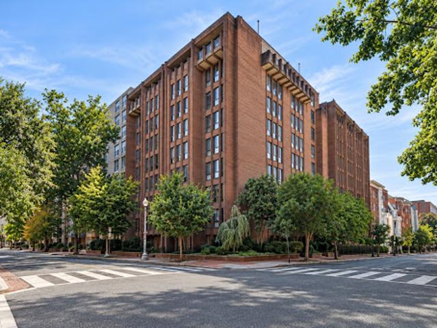 Apartment for sale in Washington, Washington DC