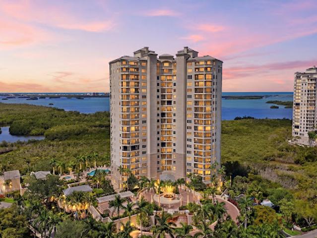 Apartment for sale in Bonita Springs, Florida