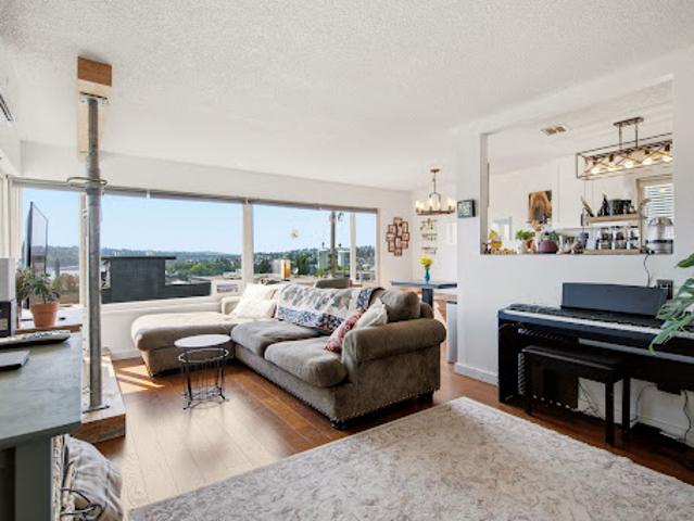 Apartment for sale in Seattle, Washington