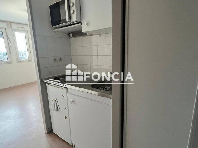 Studio location à Thouars, Talence