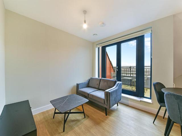 Apartment for rent in Enborne, West Berkshire