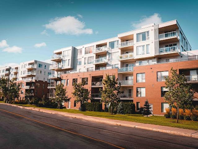 Apartment for rent in Saint-lambert, Quebec