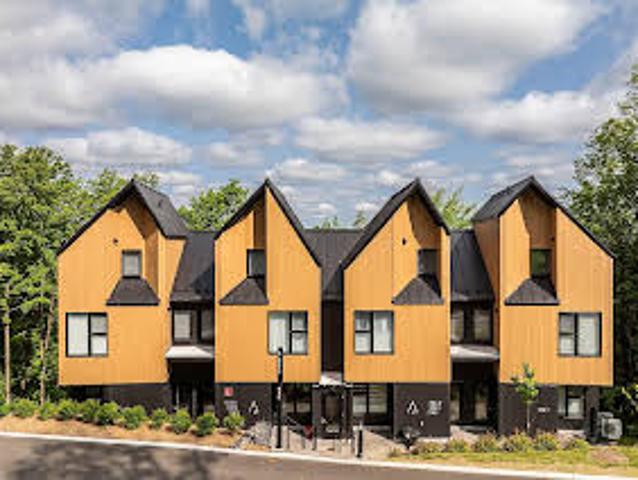Apartment for sale in Bromont