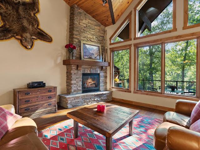 Apartment for sale in Bigfork, Montana
