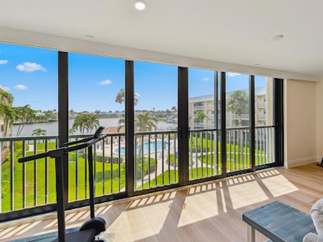 Apartment for sale in Naples, Florida