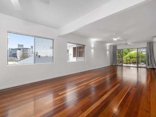 Apartment for rent in Highgate Hill, Greater Brisbane