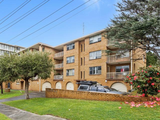Apartment for rent in Wollongong, Wollongong City Council