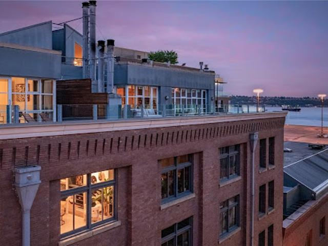Apartment for sale in Seattle