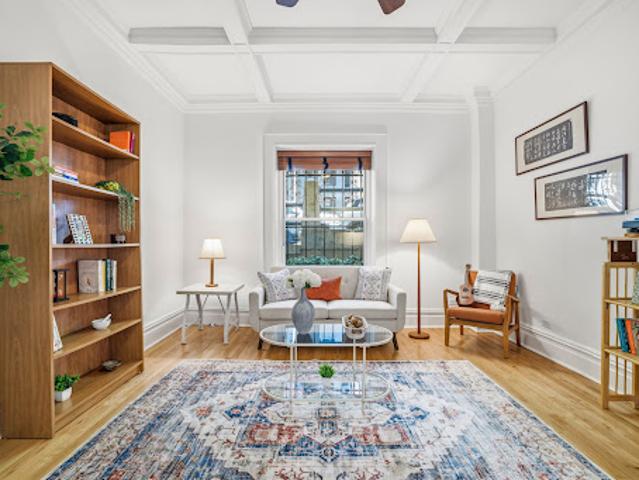Apartment for sale in Arverne, New York