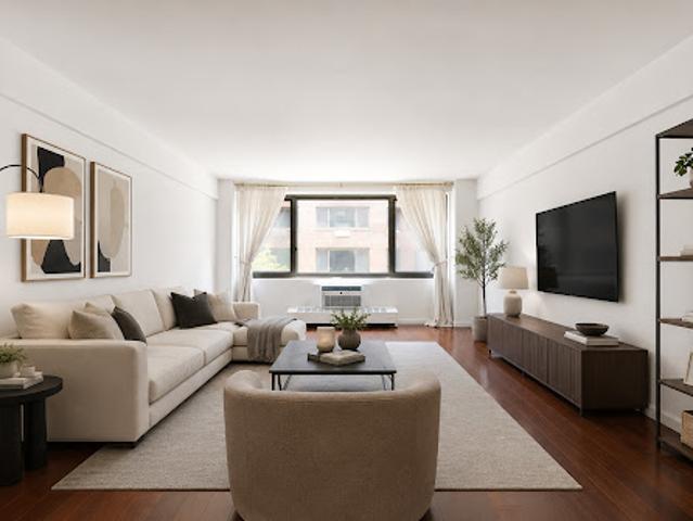 Apartment for sale in Arverne, New York