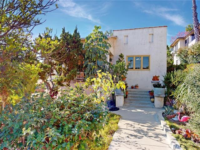 Apartment for sale in Los Angeles