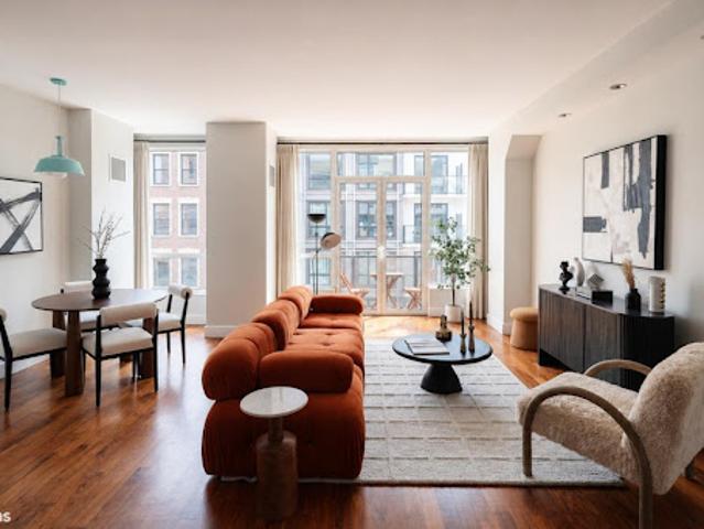 Apartment for sale in Arverne, New York