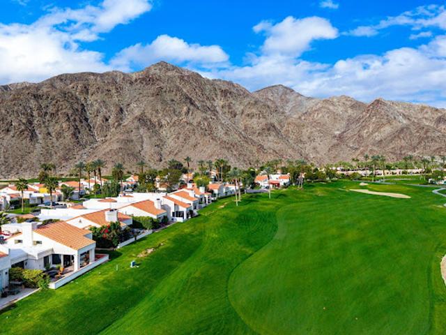 Apartment for sale in La Quinta, California
