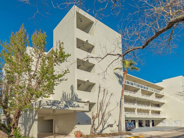 Apartment for sale in Longboat Key, Florida