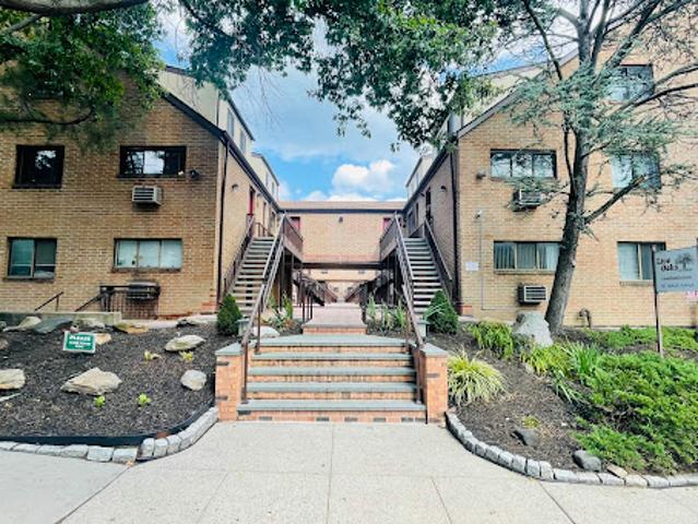 Apartment for sale in White Plains, New York