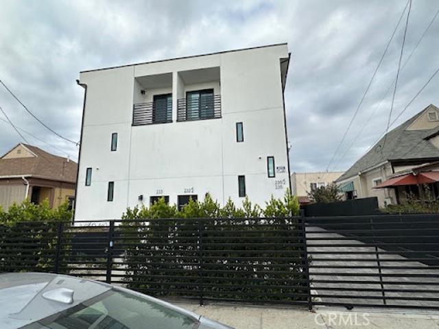 Apartment for sale in Los Angeles