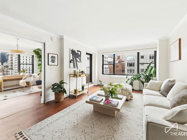 Apartment for sale in New York County, New York