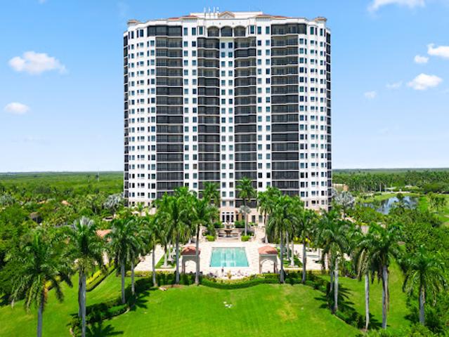 Apartment for sale in Naples, Florida