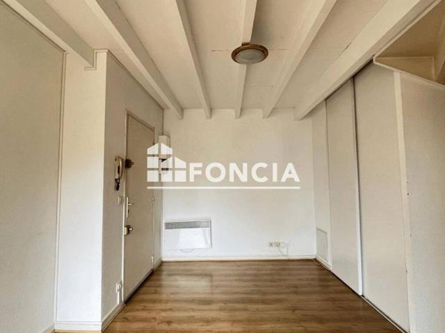 Studio location à Bordeaux, Port de la Lune, Bordeaux