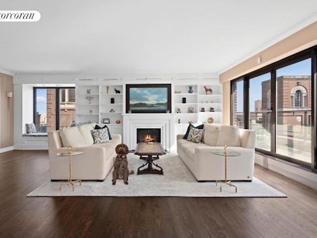 Apartment for sale in Manhattan, Arverne