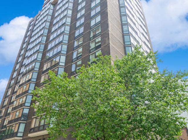 Apartment for sale in Chicago