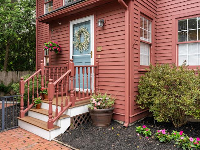 Apartment for sale in Ipswich, Massachusetts