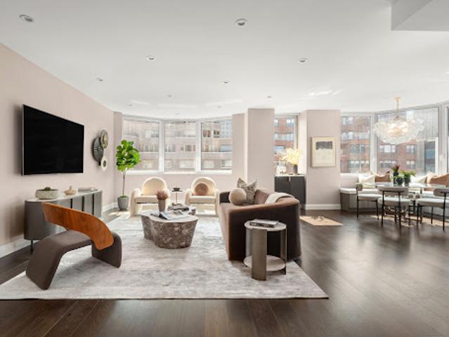Apartment for sale in Arverne, New York