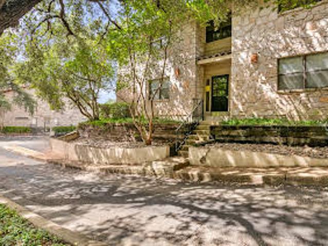 Apartment for sale in San Antonio Apartment for sale in San Antonio