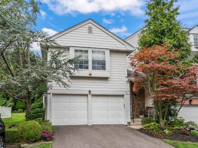 Apartment for sale in Nassau, New York