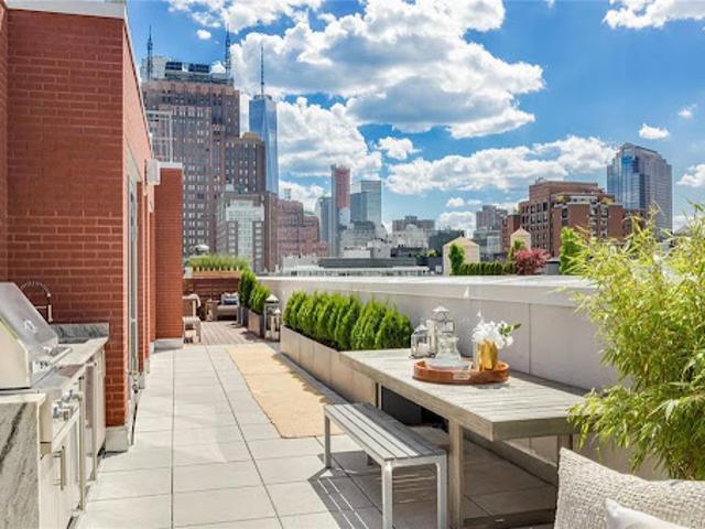 Apartment for sale in Arverne, New York