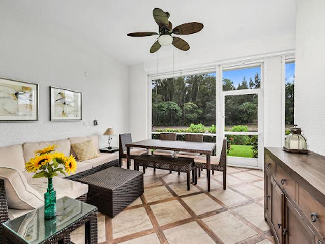 Apartment for sale in Naples, Florida