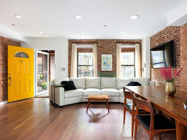 Apartment for sale in Arverne, New York