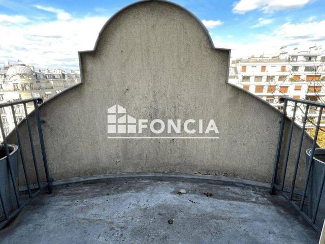 Studio location à Paris 16e Arrondissement, Paris
