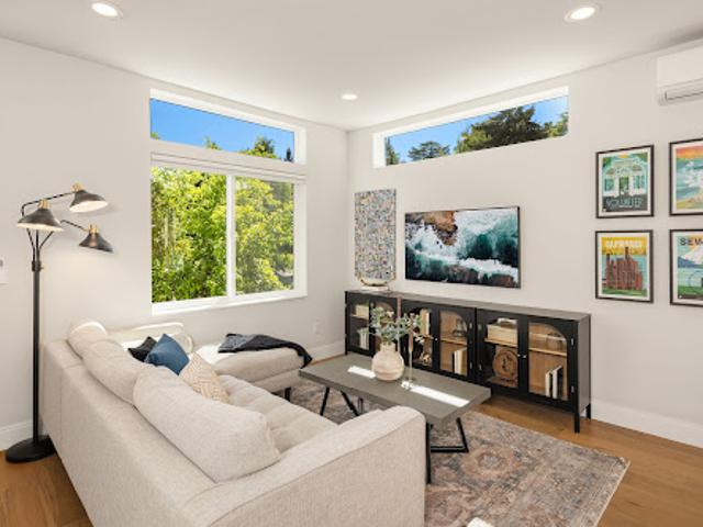 Apartment for sale in Seattle, Washington