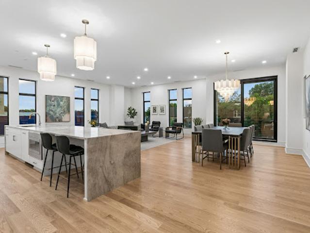 Apartment for sale in Hennepin, Minnesota