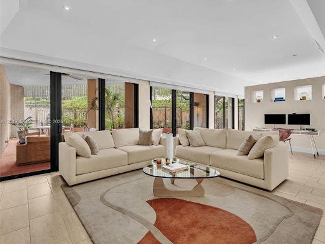 Apartment for sale in Miami, Florida