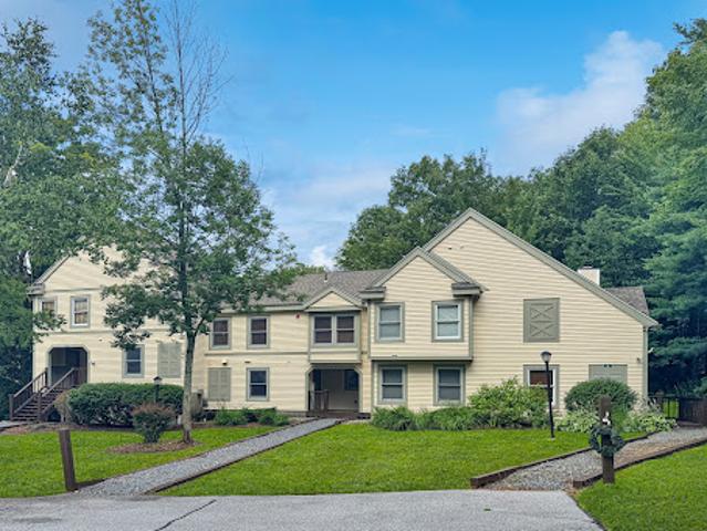 Apartment for sale in West Dover, Vermont