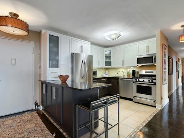 Apartment for sale in Fort Lee, New Jersey