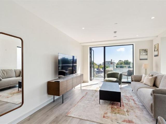 Apartment to rent in Bluebell, North Tipperary