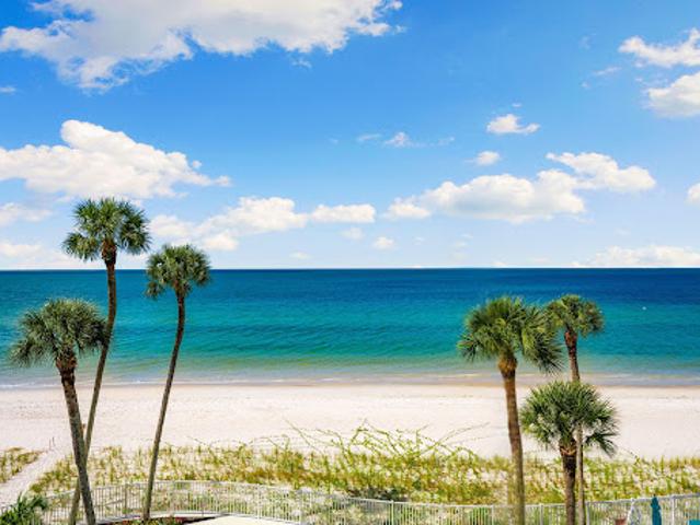 Apartment for sale in Naples, Florida