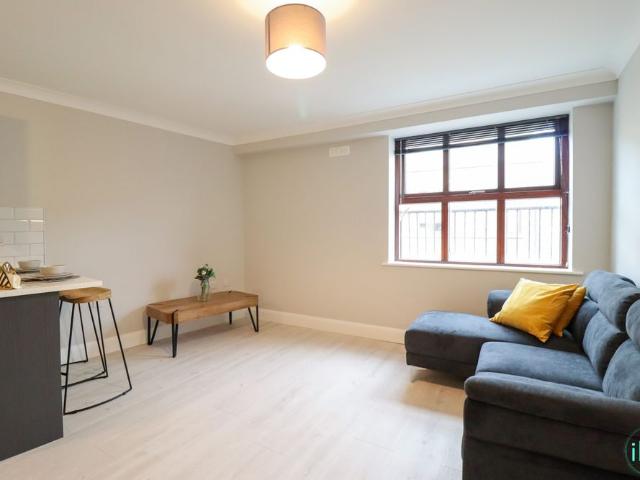Apartment to rent in Bluebell, North Tipperary
