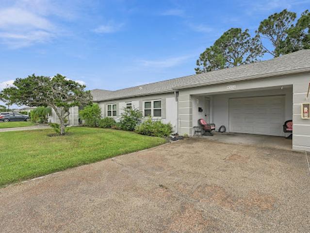 Apartment for sale in Seminole, Pinellas County