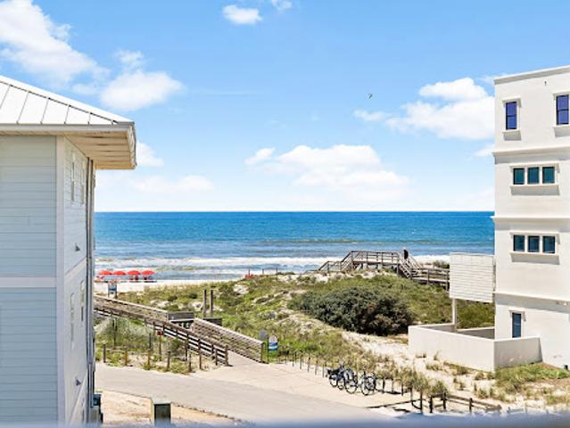 Apartment for sale in Walton, Florida