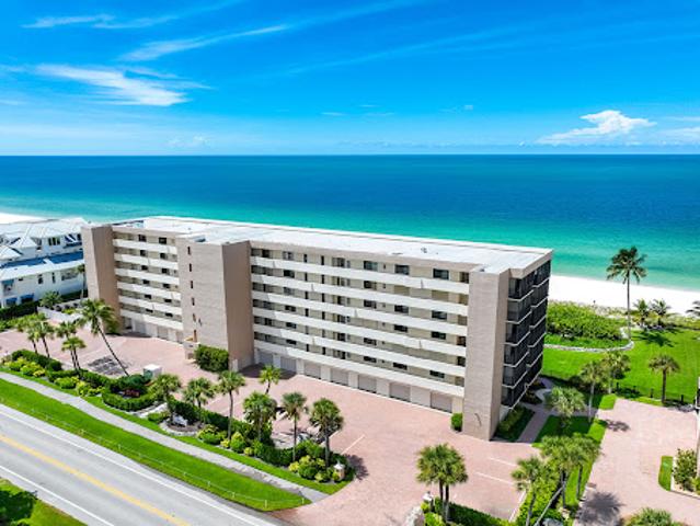 Apartment for sale in Naples, Florida