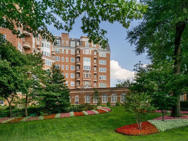 Apartment for sale in Washington, Washington DC