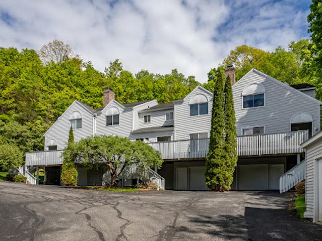 Apartment for sale in Kent, Connecticut