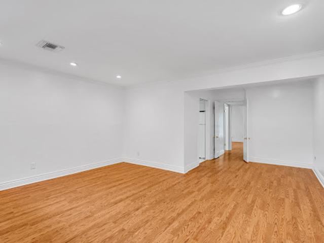 Apartment for sale in New Orleans, Louisiana